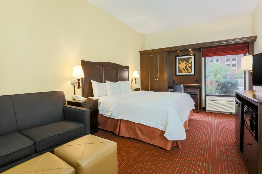 Hampton Inn Champaign/Urbana Exterior photo